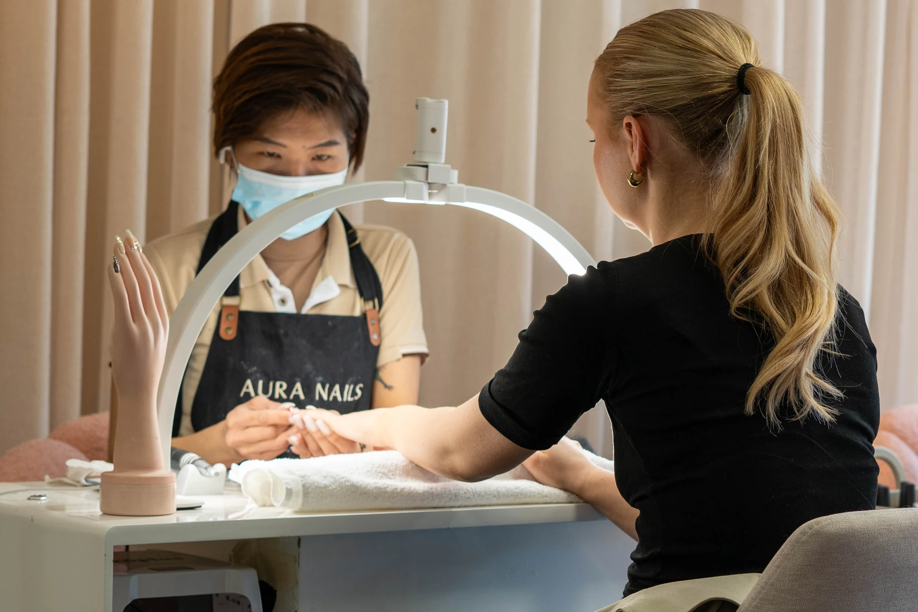 Miljöbild från Aura Nails inför bokning
